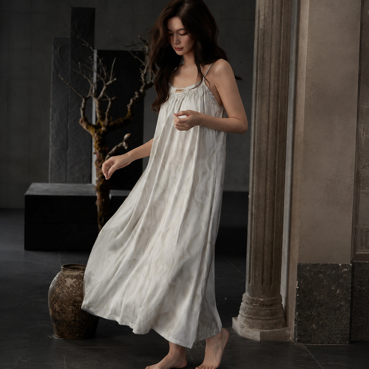 Cooling Silk Maxi With Cups