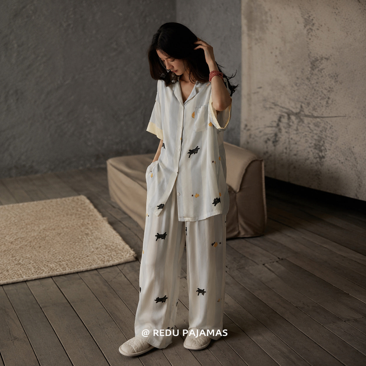 Ice Silk Cat Print Pajama